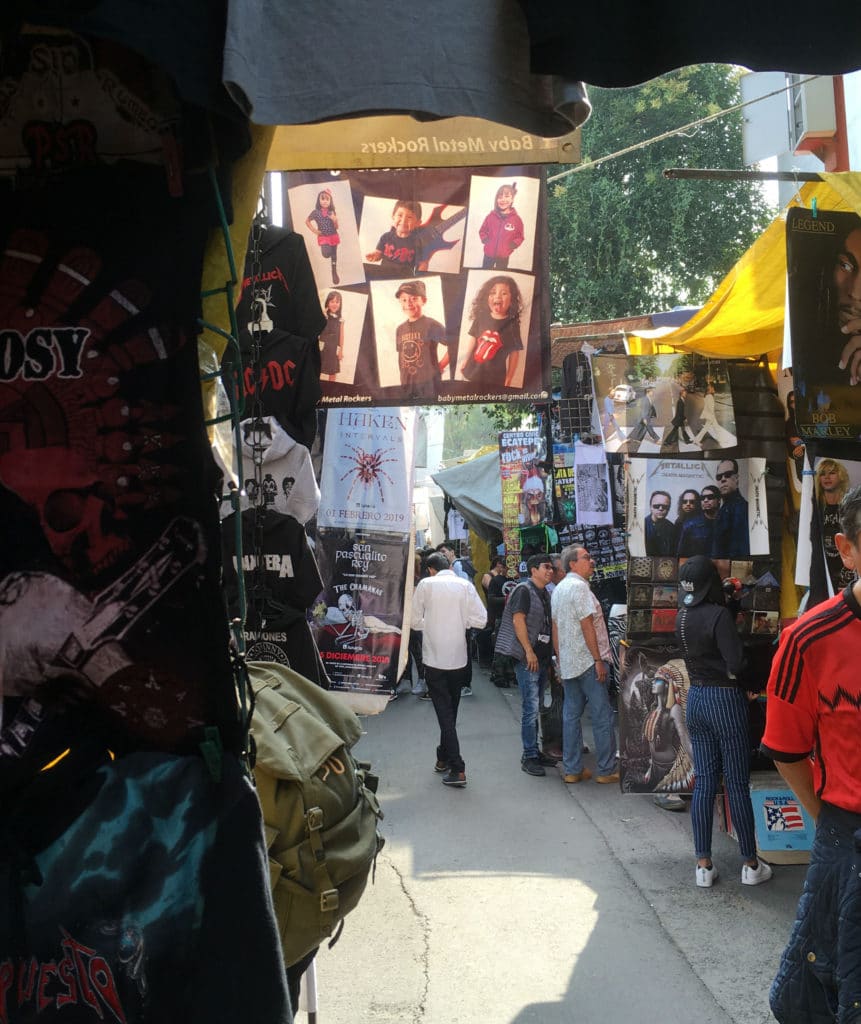 Vendors at El Chopo